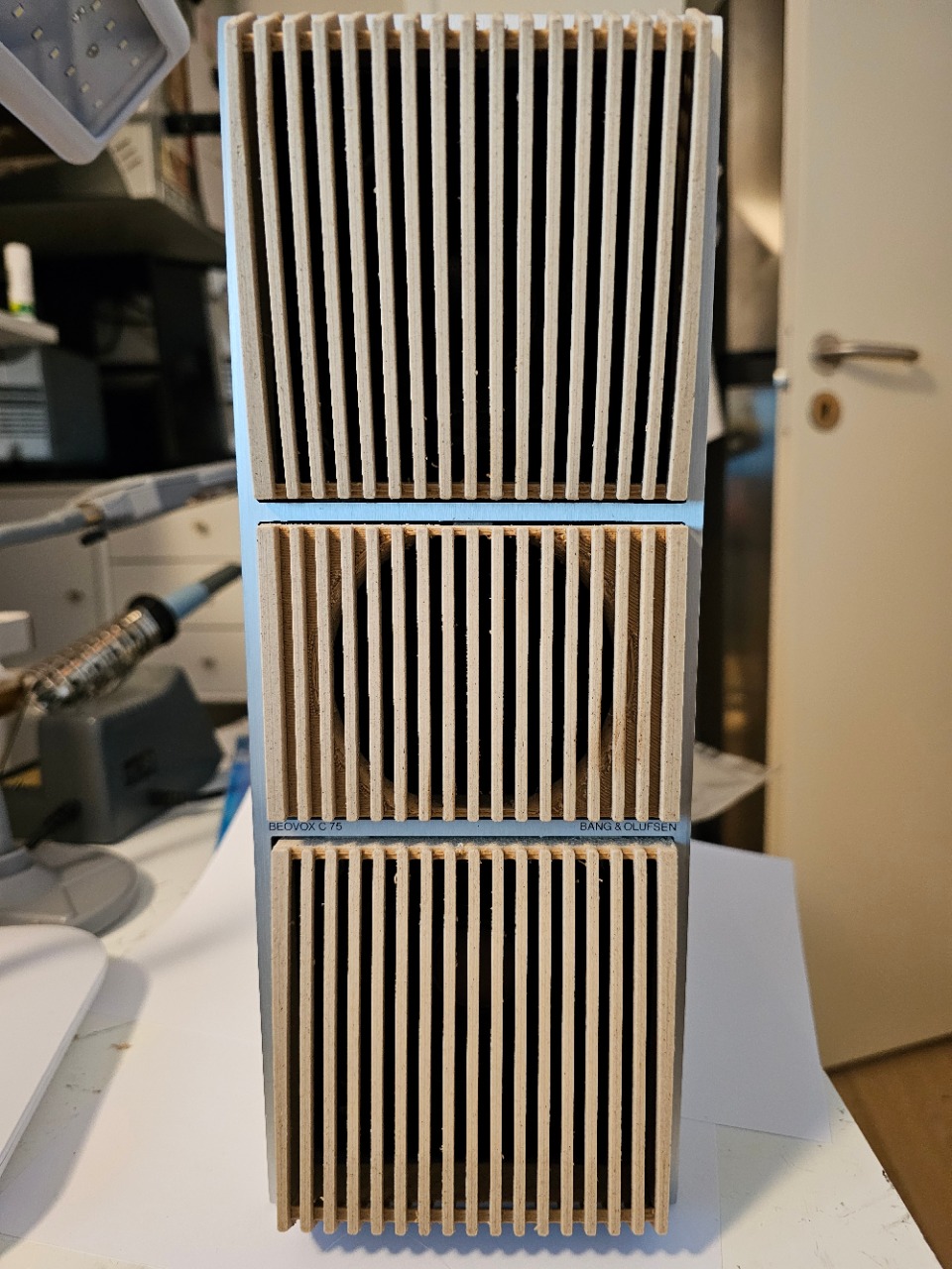 Beovox C75 højttalerfront
